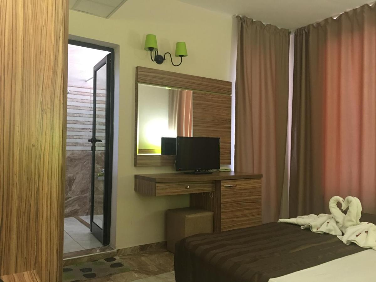 Tia Maria Is Situated In The Southern Part Of The Sunny Beach Resort מראה חיצוני תמונה
